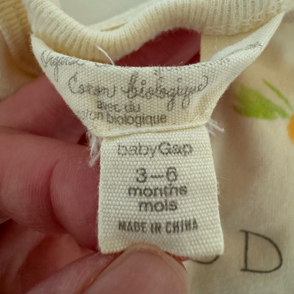 “Foodie in Training” Onesie - Picture 4 of 5